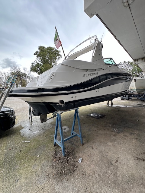 https://www.nauticapartenopea.it/wp-content/uploads/2023/11/IMG_0565.jpg