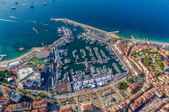 https://www.nauticapartenopea.it/wp-content/uploads/2025/09/A75I0833.jpg